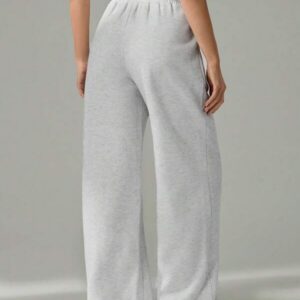 Autumn Straight Jogger – กางเกงวอร์มขาตรงฤดูใบไม้ร่วง