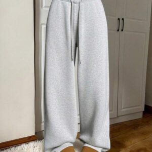 Wide Flare Jogger – กางเกงวอร์มขาบาน