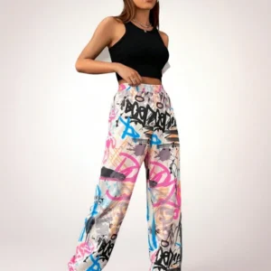 Graffiti Elastic Jogger – กางเกงวอร์มลายกราฟิตี้เอวยางยืด