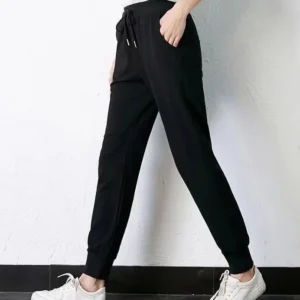 กางกางขาจั๊มทรงสวย ผ้าเบาบางสบาย ขนาดฟรีไซส์ เอว 24-30" สะโพก 30-38" ยาว 38"